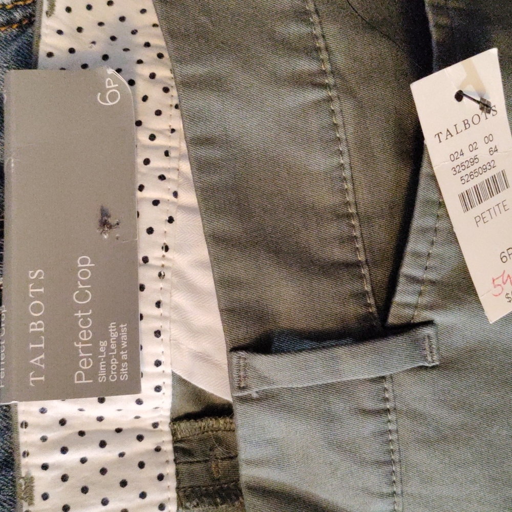 ✨ 🆕 Talbots women's size 6P green crop pants - Picture 3 of 4